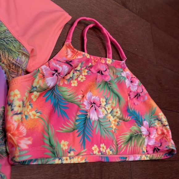 Tropic Vibes Bikini and Rash Guard - Picture 4 of 7